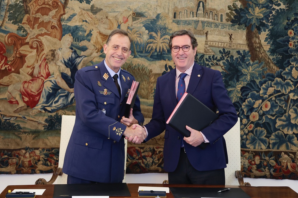 Firma protocolo EA con CEOE