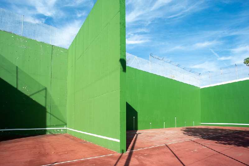 FRONTON