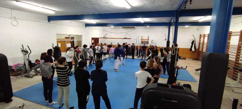 TALLER_DEFENSA_PERSONAL