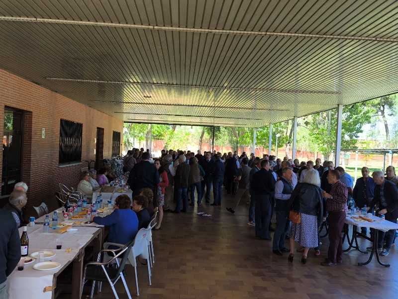 COMIDA_BENEFICA_CARITAS_CASTRENSE