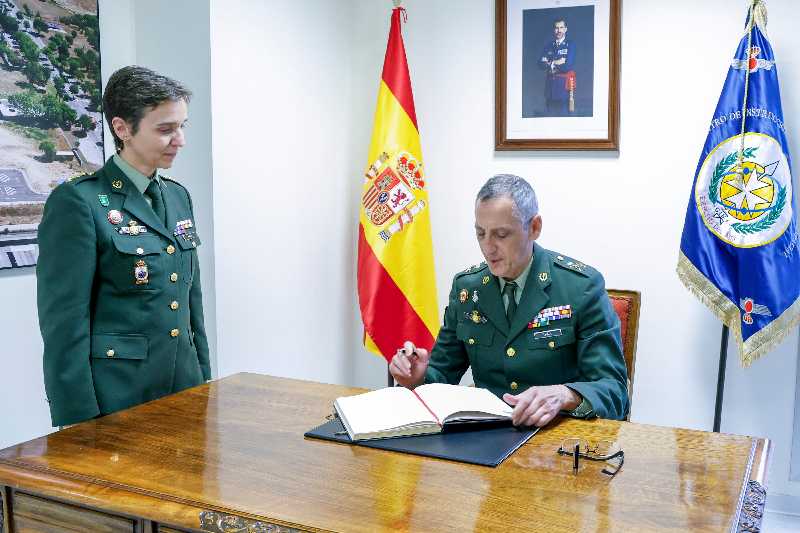 VISITA_OFICIAL_DEI_IGESAN_AL_CIMA