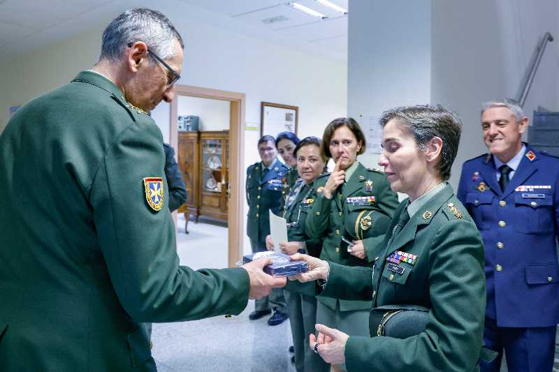 VISITA_OFICIAL_DEI_IGESAN_AL_CIMA