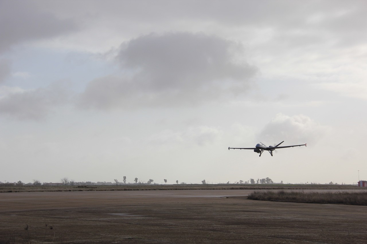 Primer vuelo de un Predator B del Ala 23 con POD SOAR de Inteligencia de Señales