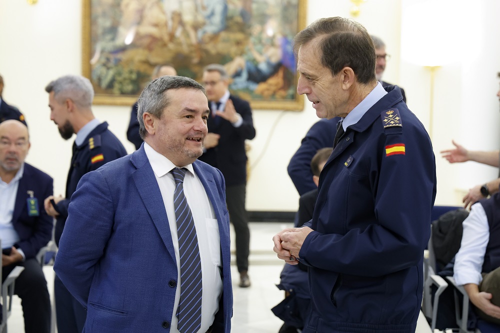 El JEMA con Chema Crespo, director  de Público