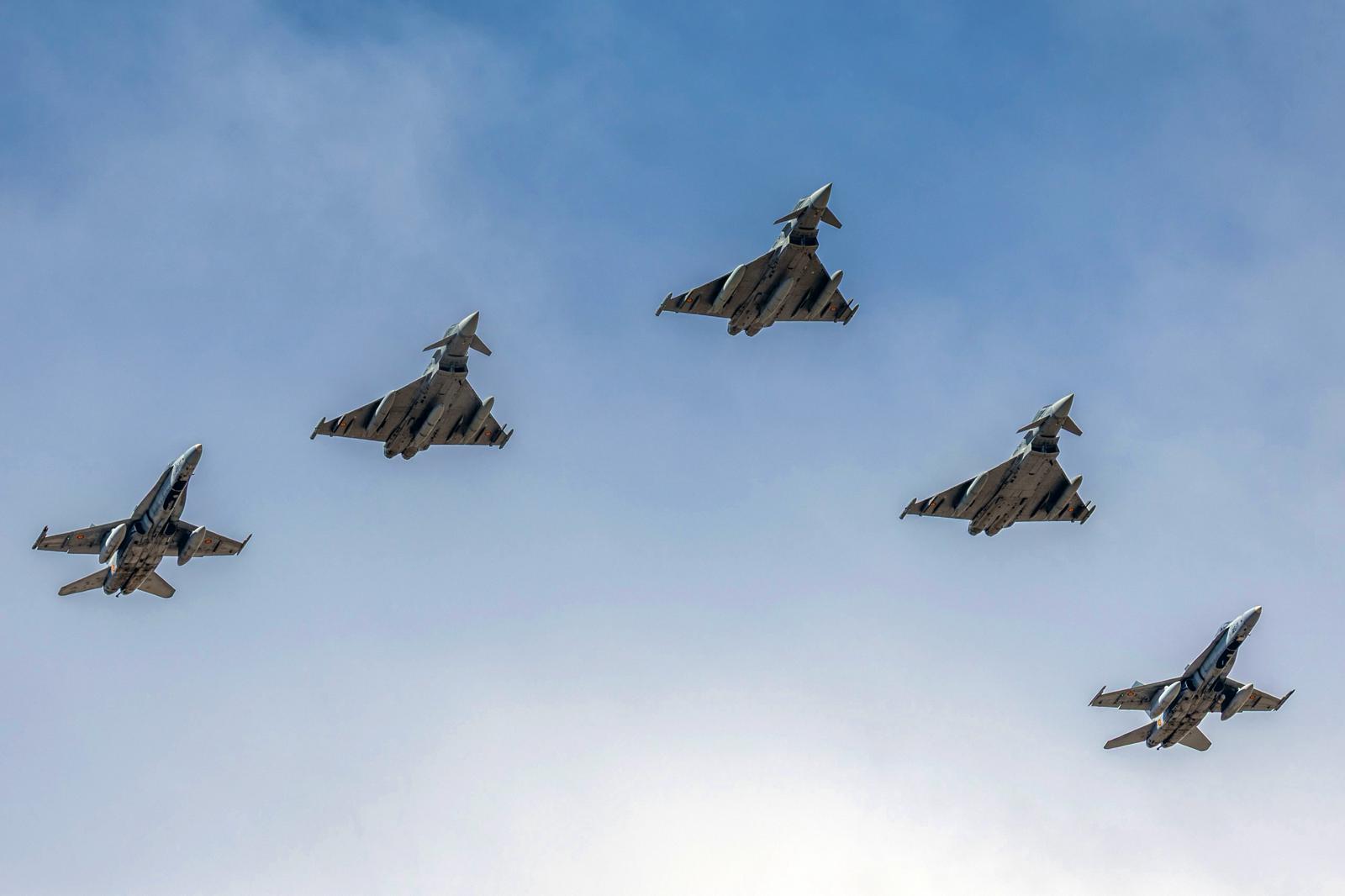 El Ejército del Aire y del Espacio moderniza la defensa aérea canaria con la llegada del Eurofighter a la Base Aérea de Gando