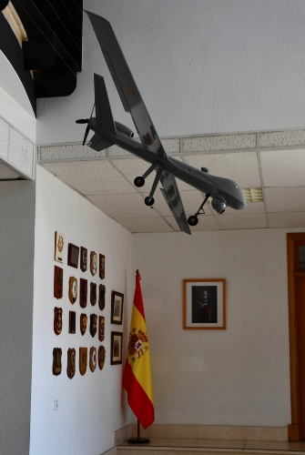 La teniente Marta Escudero, la primera mujer del EA en obtener la especialidad de piloto militar de sistemas aéreos no tripulados