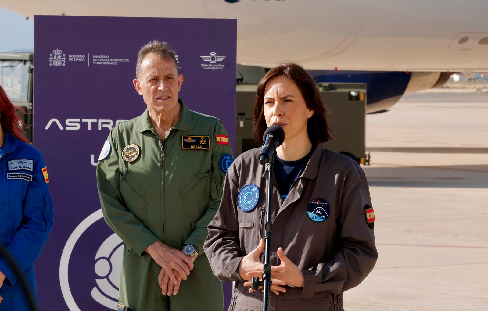 El Ejército del Aire y del Espacio acoge el ‘bautismo’ como embajadores del espacio de 30 jóvenes