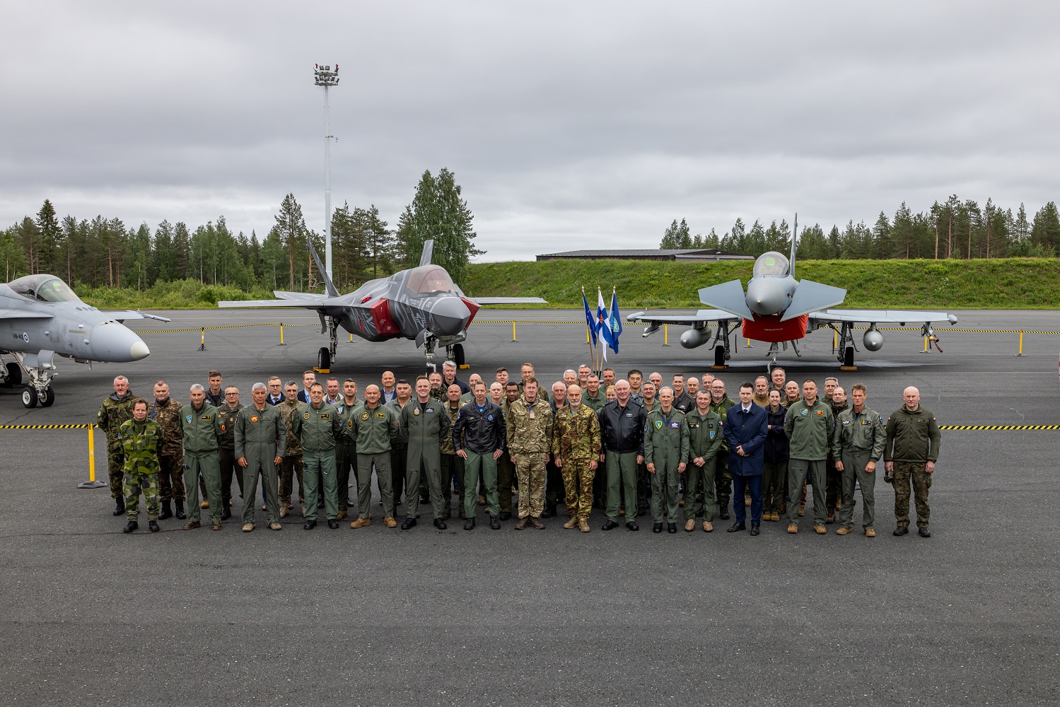 El JEMA visita el ejercicio Ramstein Flag 26 en el que España lidera el apoyo a las operaciones aéreas del sureste de Europa