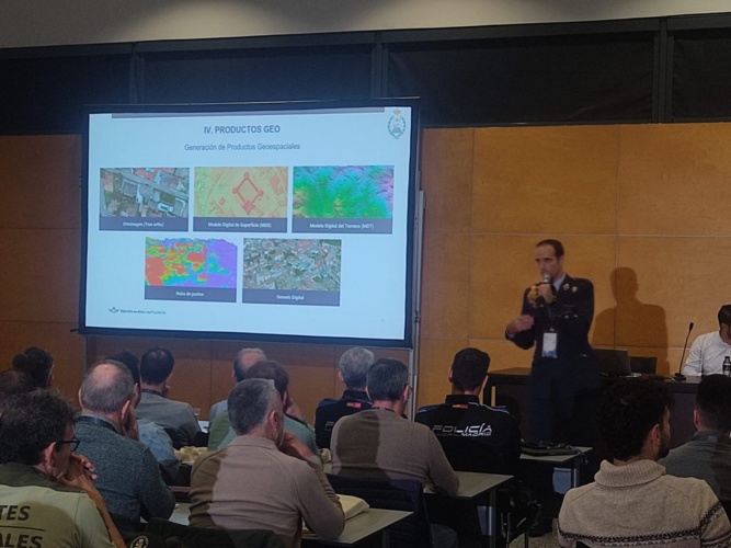 El CECAF presenta sus capacidades geoespaciales en el Congreso ESRI25