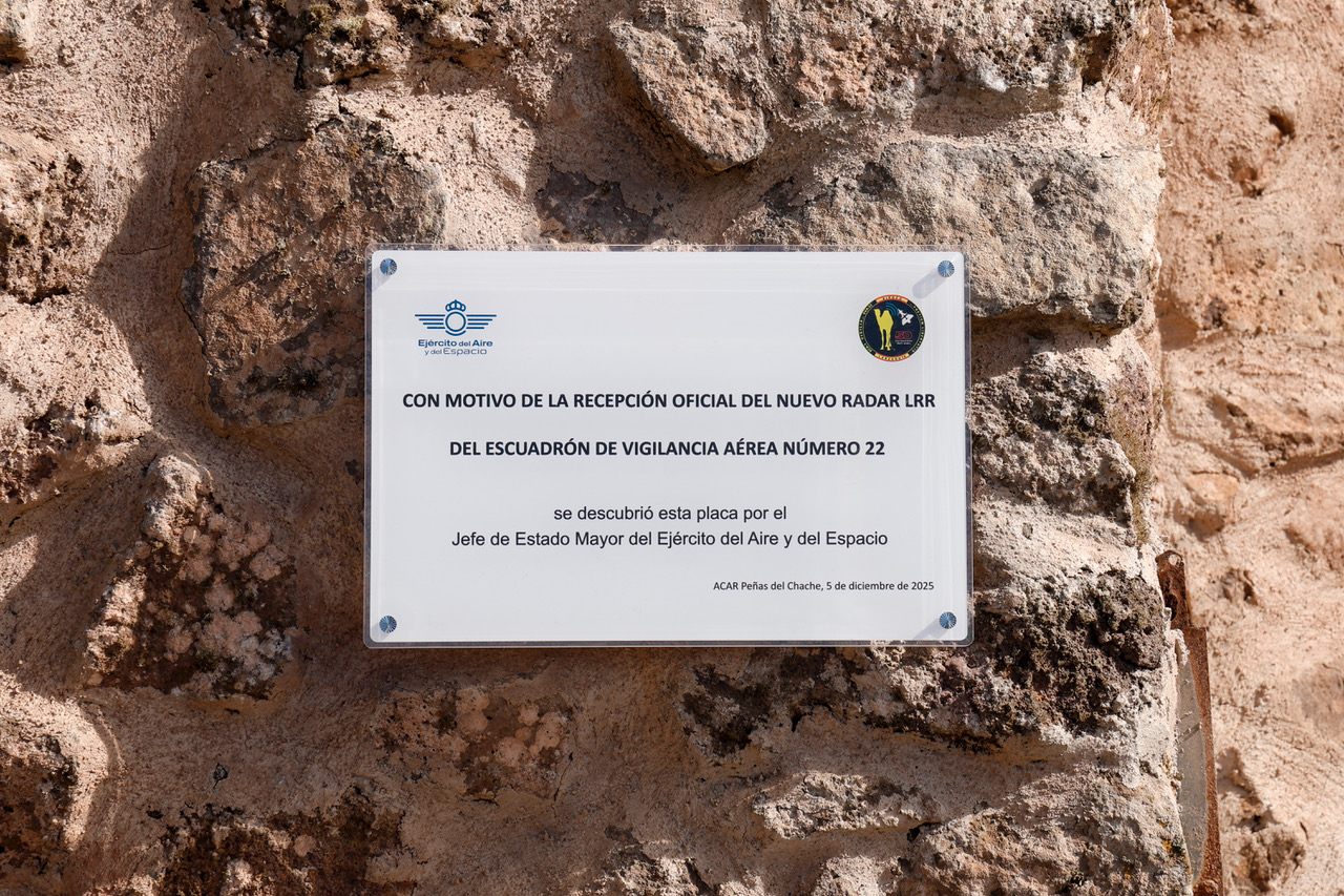 Nuevo Radar Lanza LRR para el EVA 22
