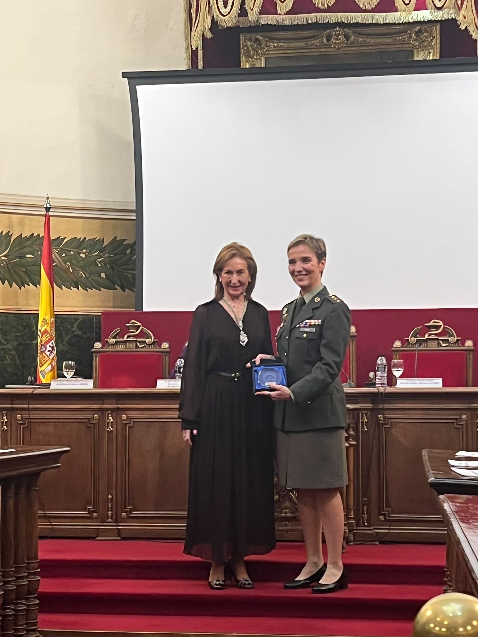 La coronel Beatriz Puente inspira a futuras generaciones en el XI Día de la Mujer y la Niña en la Ciencia