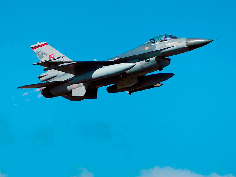 Ejercicio Ocean Sky 19