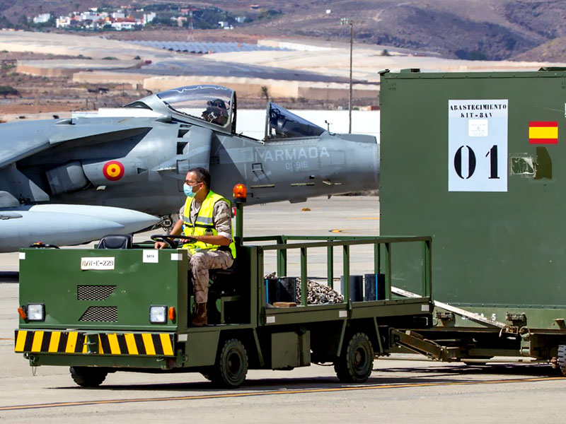 Auxiliares de vuelo un trabajo indispensable