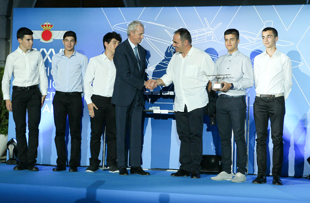 Instituto de Enseñanza Secundaria Poeta Julián Andújar de Santomera en Murcia ganador del Premio Aula Escolar Aérea