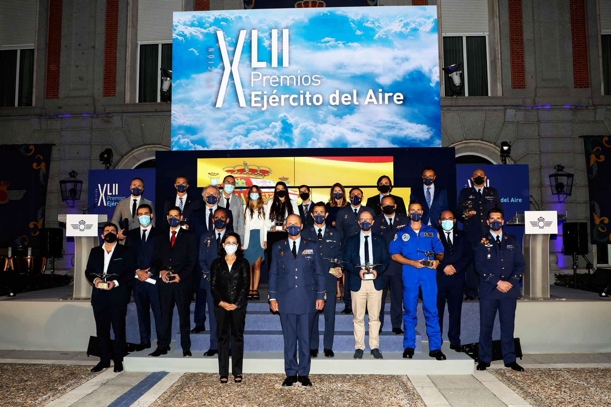 Foto de grupo de los premiados