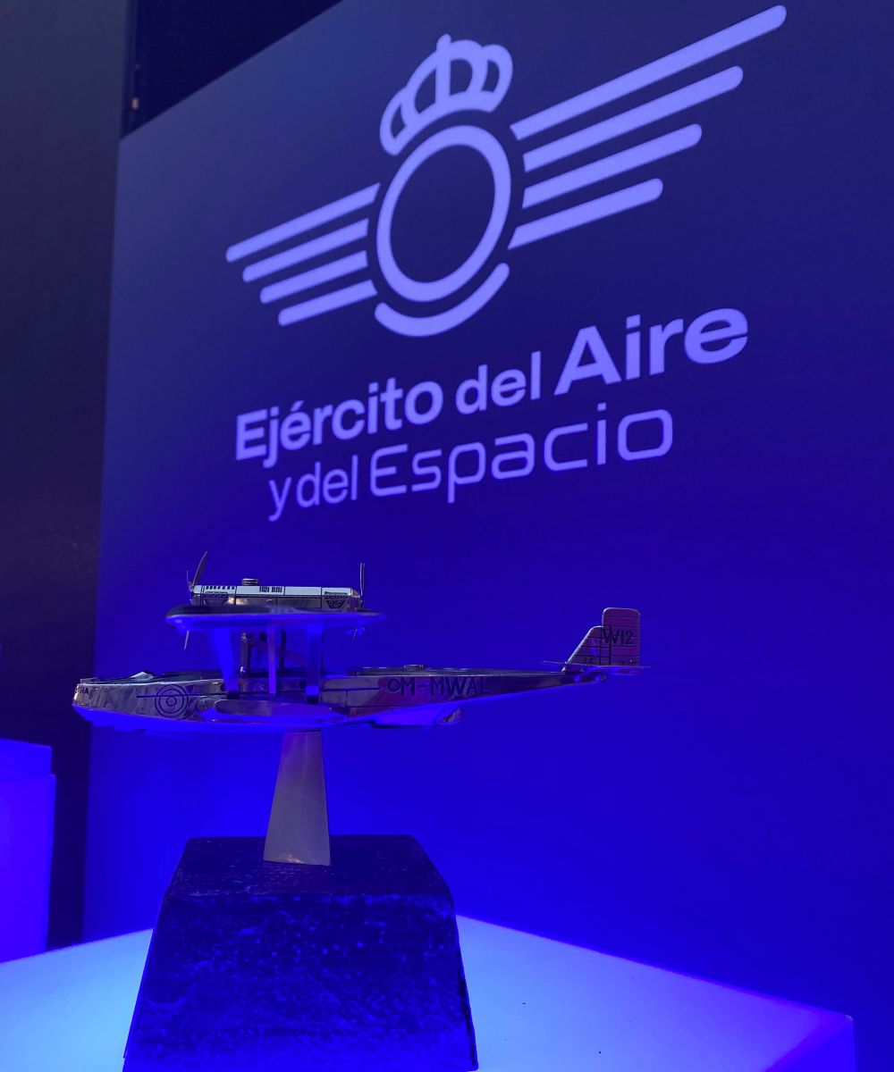 Trofeo del avión Plus Ultra