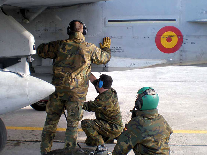 Imprescindible labor del equipo de mantenimiento