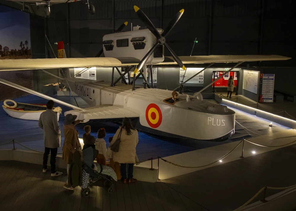 Museo de Aeronáutica y Astronáutica