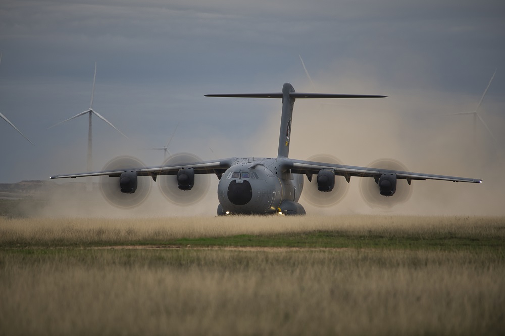 Imagen de Echa a volar el curso de entrenamiento de vuelo táctico avanzado ETAP-C 25-01 diurno-nocturno