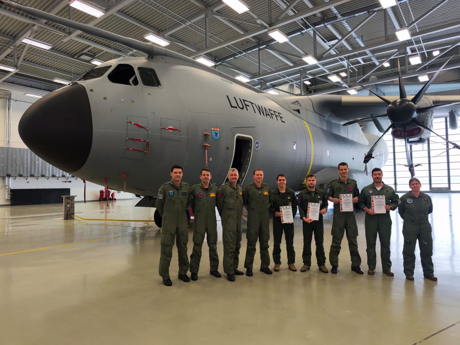 El European Tactical Airlift Programme amplía su equipo multinacional de instructores tácticos 