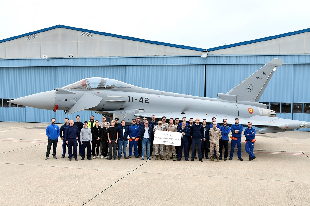 Imagen de La Maestranza Aérea de Albacete realiza su primera inspección de 2000 horas de vuelo a un Eurofighter