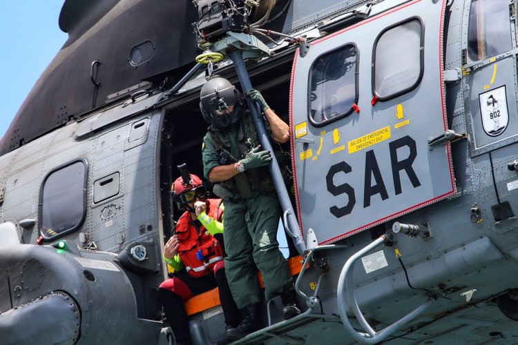 Imagen de Ejercicio SAR en la ría de Muros y Noya 
