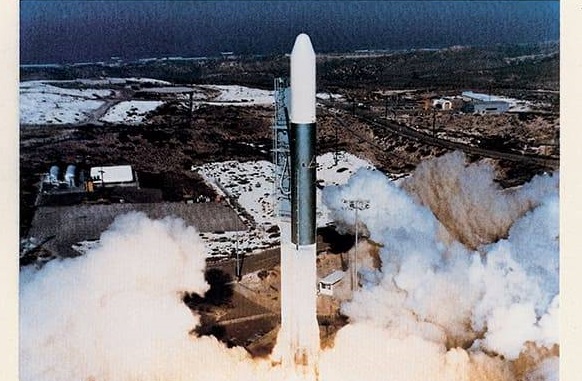 Imagen de Lanzamiento del INTASAT