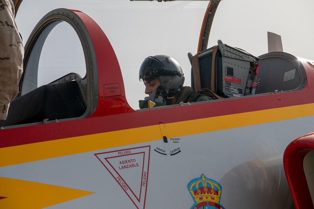 Imagen de El vuelo en C-101 de un número uno de la Universidad Politécnica de Madrid